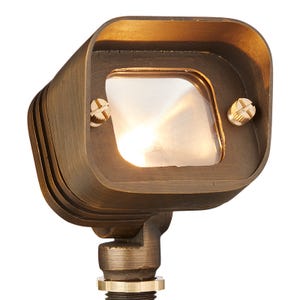 VOLT®大飞溅黄铜集成LED泛光灯照明。